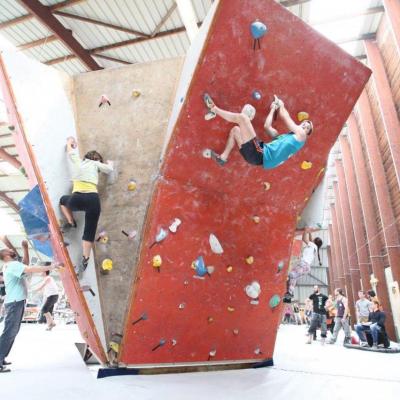 received_1295092427206849